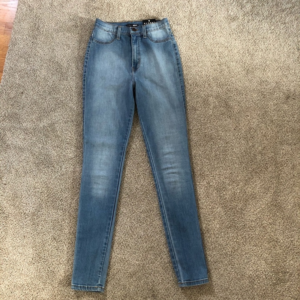 Fashion Nova Blue Skinny Jeans (Super Stretchy)